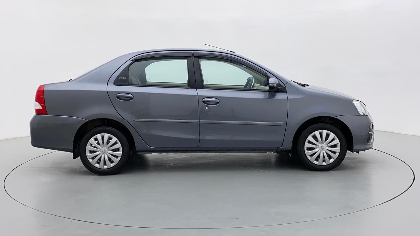 2018 Toyota Etios V, Petrol, Manual, 20,452 km, Right Side