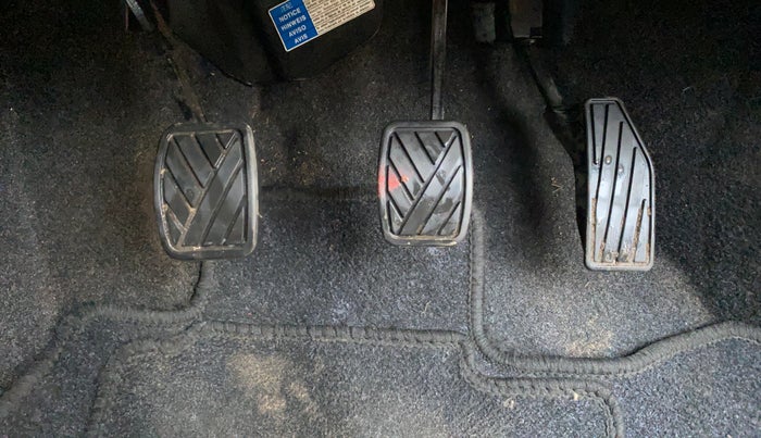 2018 Maruti Swift ZXI, Petrol, Manual, 34,215 km, Pedals
