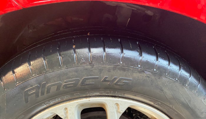 2018 Maruti Swift ZXI, Petrol, Manual, 34,215 km, Left Front Tyre Tread