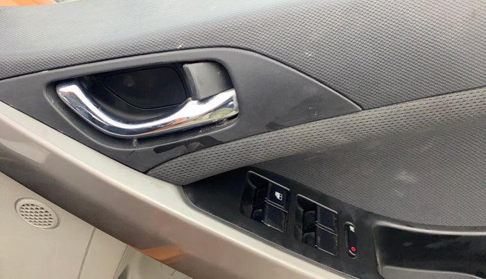 2018 Tata NEXON XZA PLUS PETROL, Petrol, Automatic, 16,315 km, Driver Side Door Panels Control