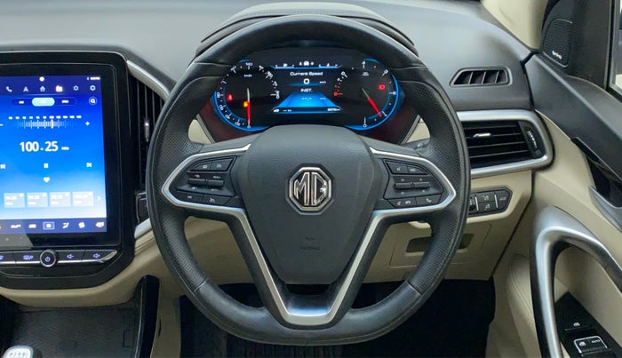 2021 MG HECTOR SHARP 2.0 DIESEL, Diesel, Manual, 8,402 km, Steering Wheel Close Up
