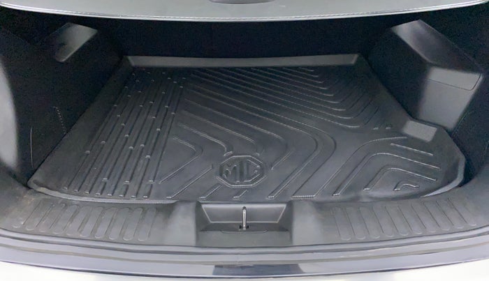 2021 MG HECTOR SHARP 2.0 DIESEL, Diesel, Manual, 8,402 km, Boot Inside