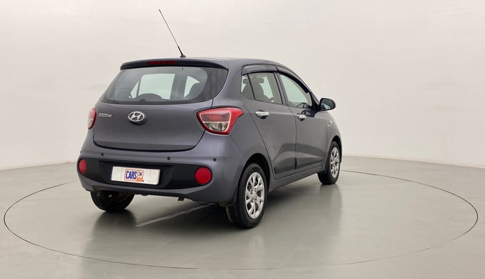 2018 Hyundai Grand i10 MAGNA AT 1.2 KAPPA VTVT, Petrol, Automatic, 38,454 km, Right Back Diagonal