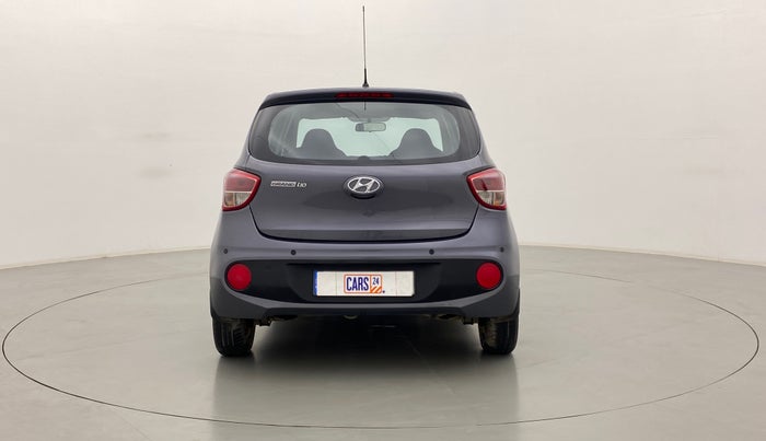 2018 Hyundai Grand i10 MAGNA AT 1.2 KAPPA VTVT, Petrol, Automatic, 38,454 km, Back/Rear