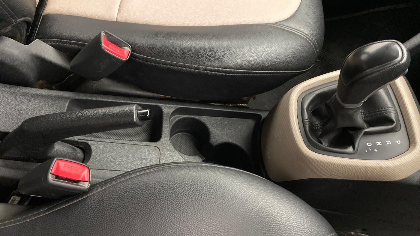 2018 Hyundai Grand i10 MAGNA AT 1.2 KAPPA VTVT, Petrol, Automatic, 38,454 km, Gear Lever