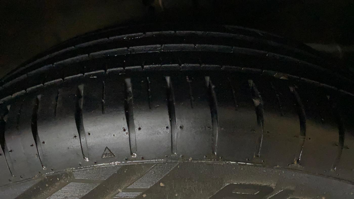 2018 Maruti Baleno DELTA DIESEL 1.3, Diesel, Manual, 86,489 km, Right Front Tyre Tread