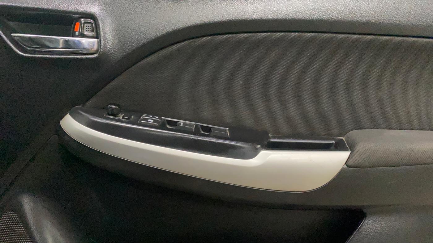 2018 Maruti Baleno DELTA DIESEL 1.3, Diesel, Manual, 86,489 km, Driver Side Door Panels Control