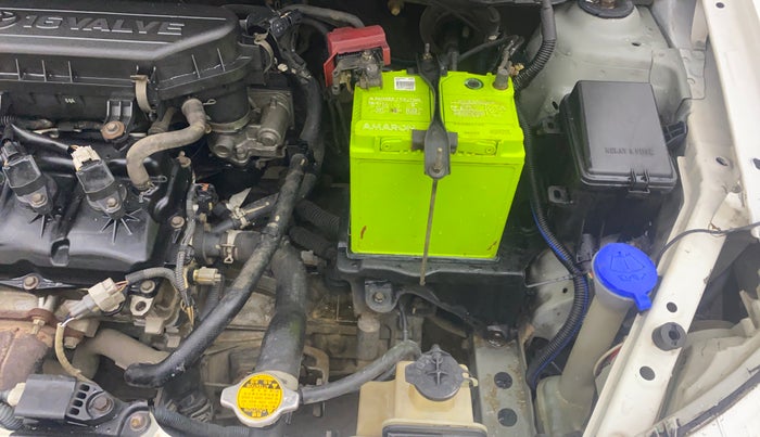 2013 Toyota Etios Liva V, Petrol, Manual, 98,845 km, Engine View - Left