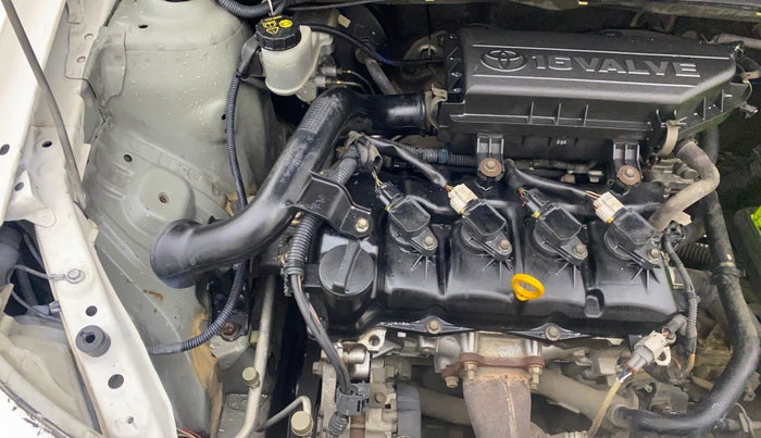 2013 Toyota Etios Liva V, Petrol, Manual, 98,845 km, Engine View - Right