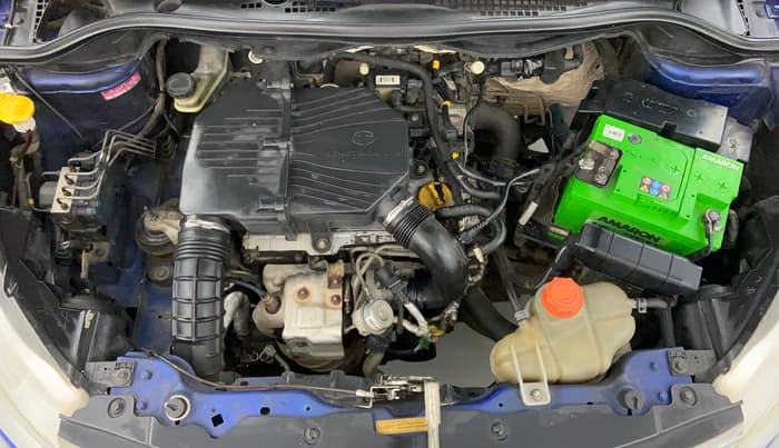 2014 Tata Zest XMS RT, Petrol, Manual, 72,212 km, Engine Bonet View