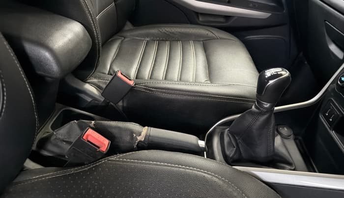 2018 Ford Ecosport TITANIUM 1.5L PETROL, CNG, Manual, 1,02,407 km, Gear Lever