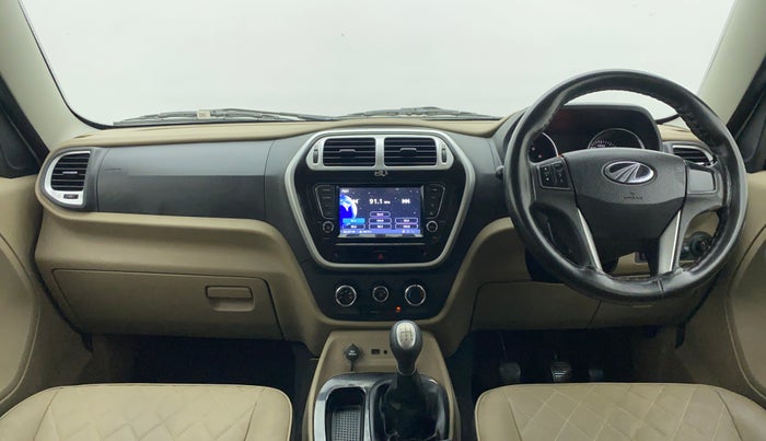 2018 Mahindra TUV300 T10 MT, Diesel, Manual, 96,527 km, Dashboard