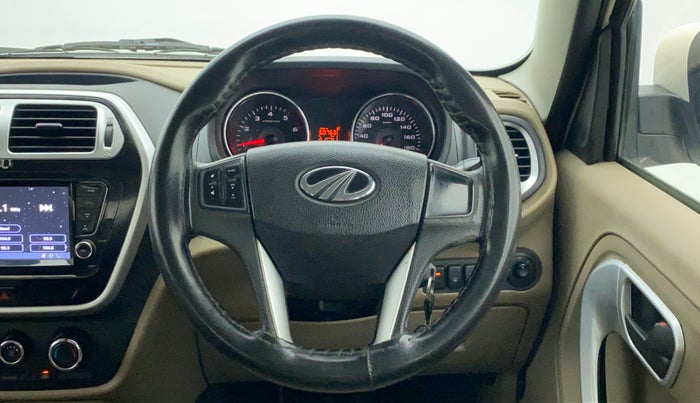 2018 Mahindra TUV300 T10 MT, Diesel, Manual, 96,527 km, Steering Wheel Close Up