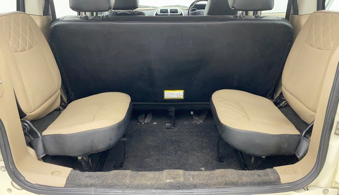 2018 Mahindra TUV300 T10 MT, Diesel, Manual, 96,527 km, Third Seat Row ( optional )