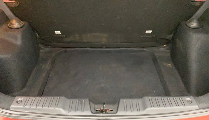 2021 Tata ALTROZ XT DIESEL, Diesel, Manual, 79,306 km, Boot Inside