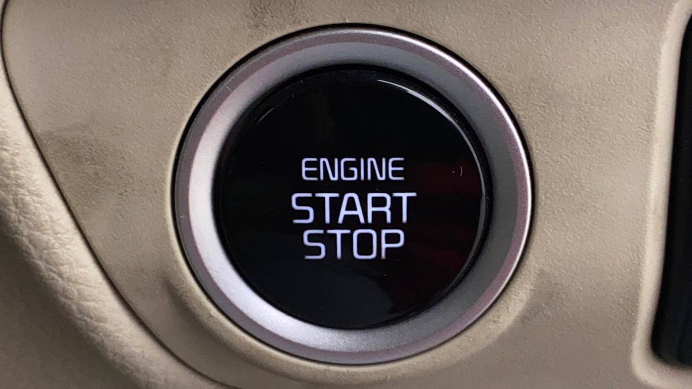 2022 KIA CARENS LUXURY PLUS 1.5 DIESEL AT 6 STR, Diesel, Automatic, 84,964 km, Keyless Start/ Stop Button