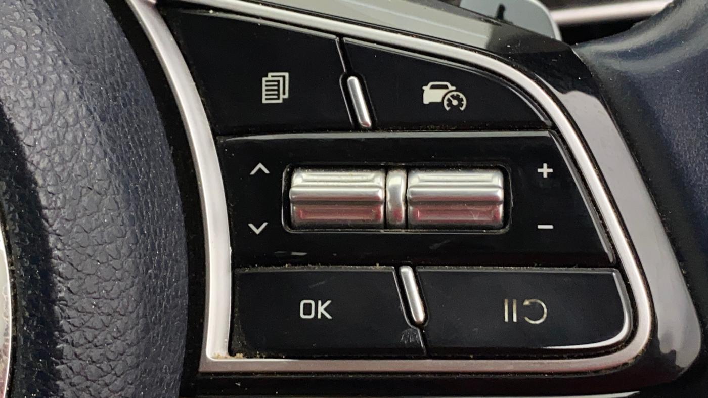 2022 KIA CARENS LUXURY PLUS 1.5 DIESEL AT 6 STR, Diesel, Automatic, 84,964 km, Adaptive Cruise Control