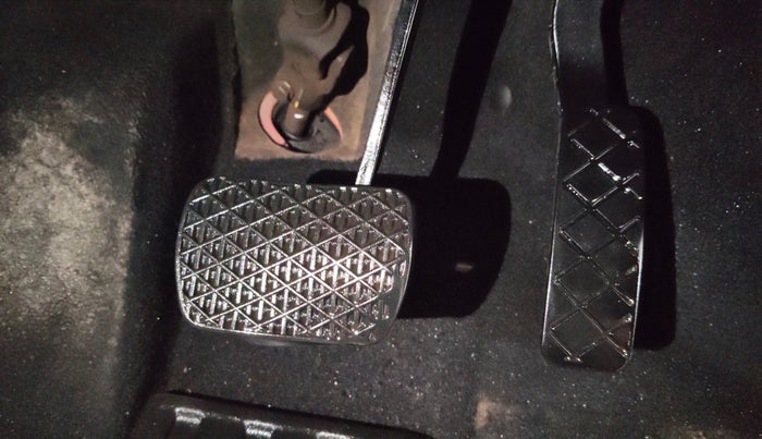 2022 MG ASTOR SAVVY 1.3 TURBO AT S RED, Petrol, Automatic, 50,699 km, Pedals