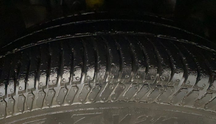 2019 Ford Ecosport TITANIUM 1.5L PETROL, Petrol, Manual, 58,267 km, Right Front Tyre Tread