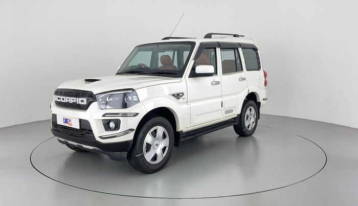 2018 Mahindra Scorpio S7 120 BHP 2WD, Diesel, Manual, 23,122 km, Left Front Diagonal