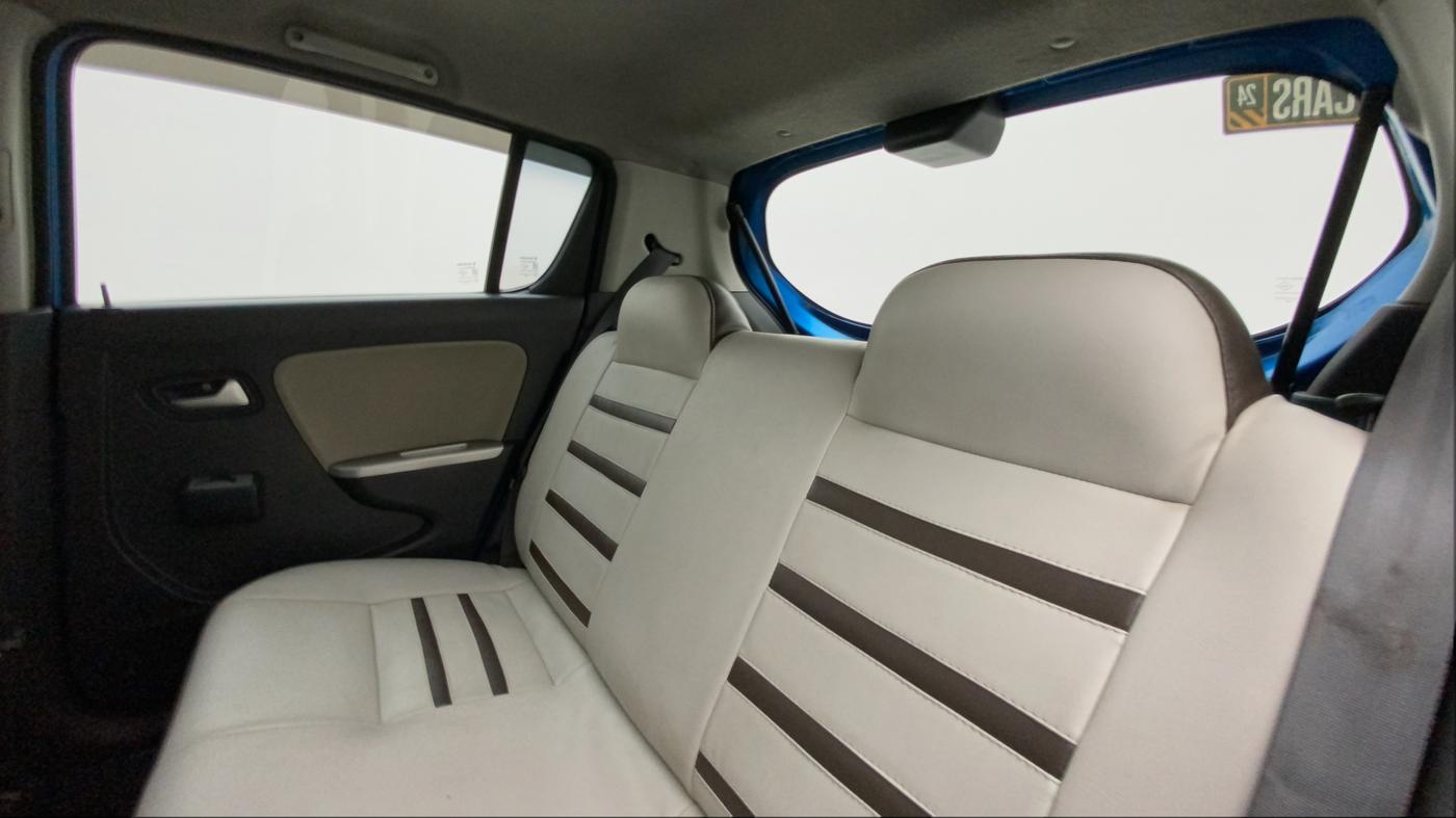 2017 Maruti Alto K10 VXI (O), Petrol, Manual, 1,06,863 km, Right Side Rear Door Cabin