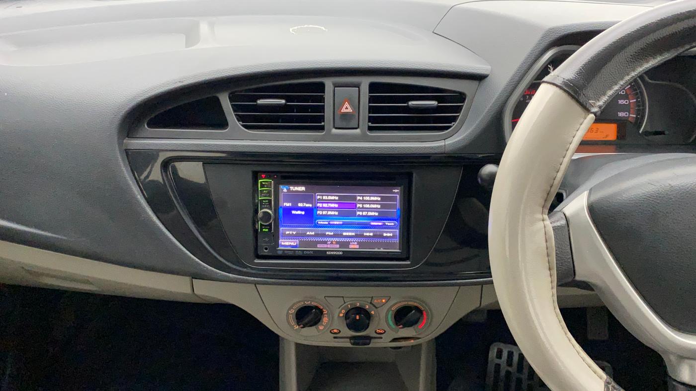 2017 Maruti Alto K10 VXI (O), Petrol, Manual, 1,06,863 km, Air Conditioner