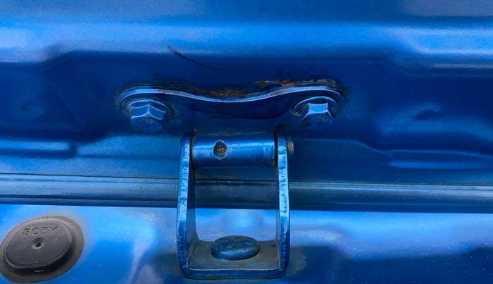 2017 Maruti Alto K10 VXI (O), Petrol, Manual, 1,06,863 km, Dicky (Boot door) - Slightly rusted
