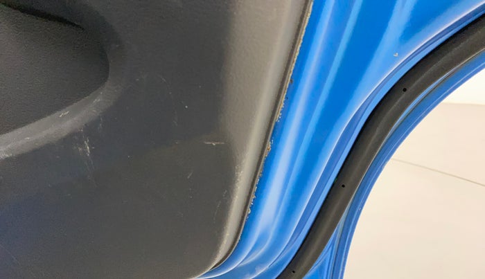 2017 Maruti Alto K10 VXI (O), Petrol, Manual, 1,06,863 km, Right rear door - Slightly rusted