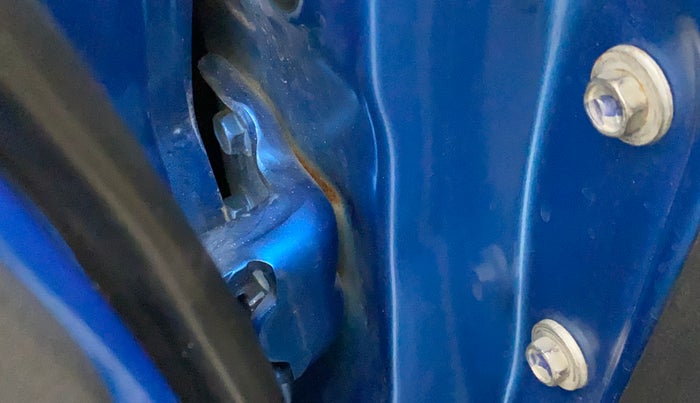 2017 Maruti Alto K10 VXI (O), Petrol, Manual, 1,06,863 km, Left A pillar - Slight discoloration