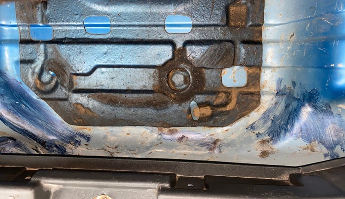 2017 Maruti Alto K10 VXI (O), Petrol, Manual, 1,06,863 km, Boot floor - Slightly dented