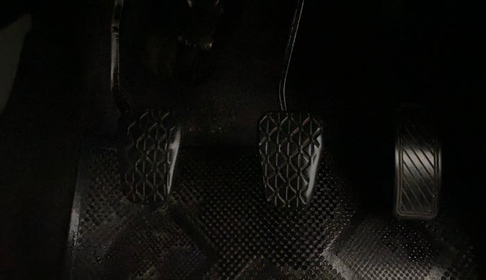 2016 Ford Ecosport TREND 1.5L DIESEL, Diesel, Manual, 1,12,358 km, Pedals