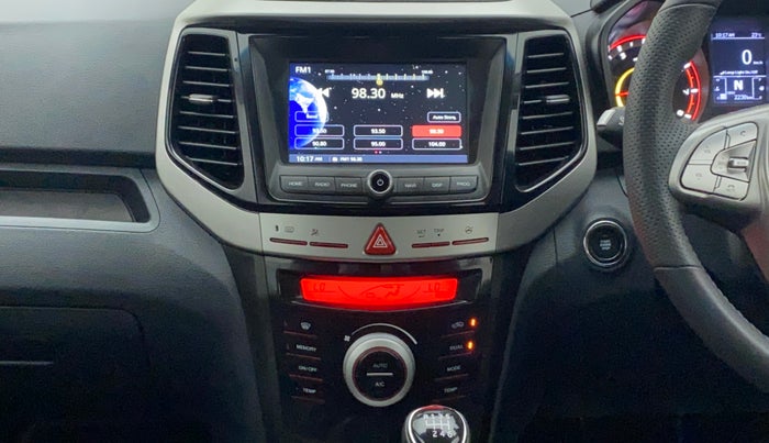 2022 Mahindra XUV300 W8 (O) 1.2 PETROL, Petrol, Manual, 2,398 km, Air Conditioner