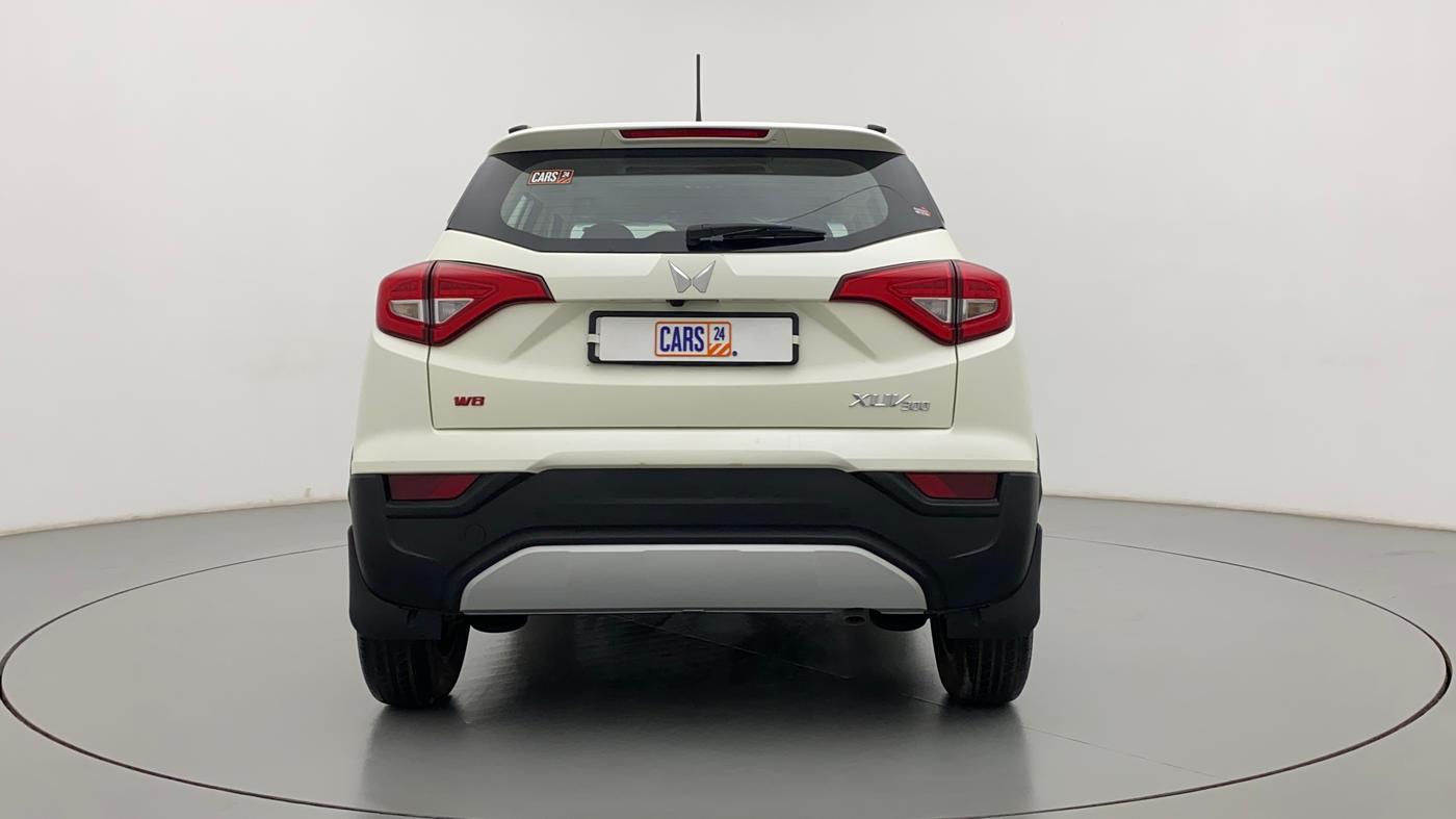 2022 Mahindra XUV300 W8 (O) 1.2 PETROL, Petrol, Manual, 2,398 km, Back/Rear