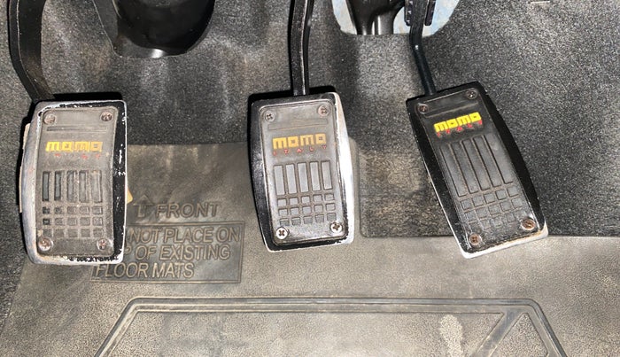 2012 Toyota Etios Liva G, Petrol, Manual, 20,432 km, Pedals