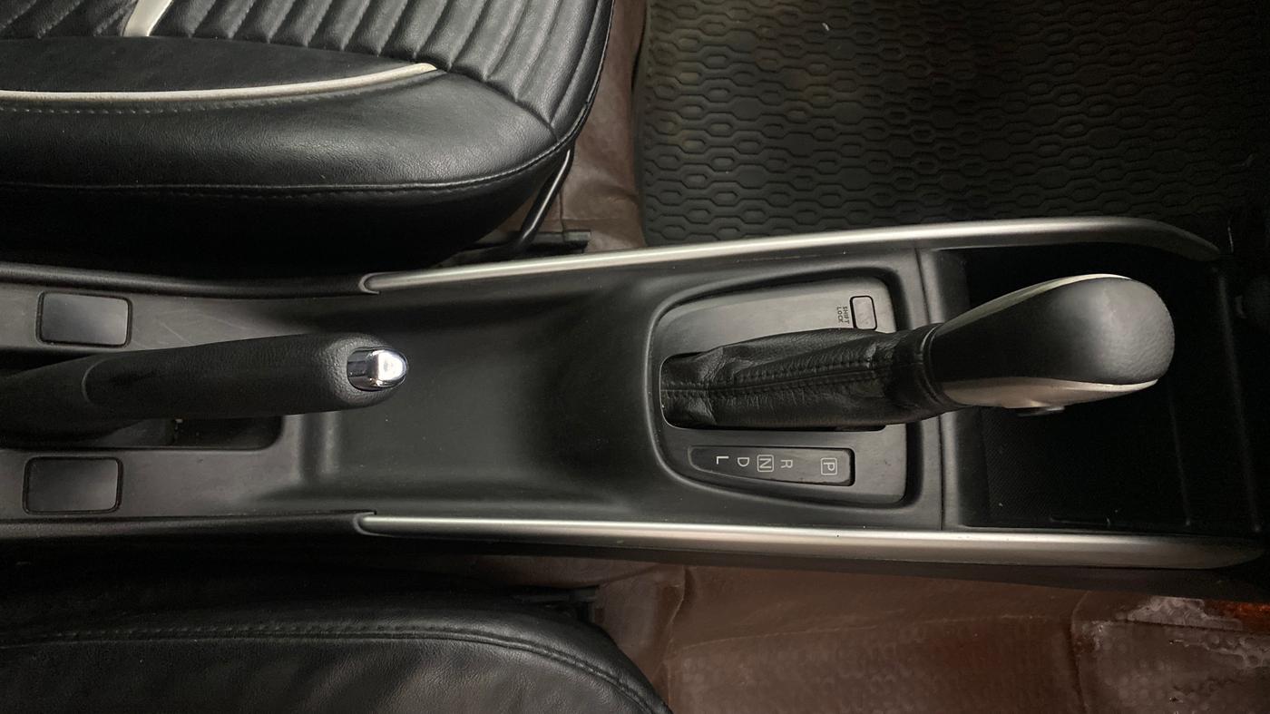 2017 Maruti Baleno ZETA CVT PETROL 1.2, Petrol, Automatic, 1,03,084 km, Gear Lever