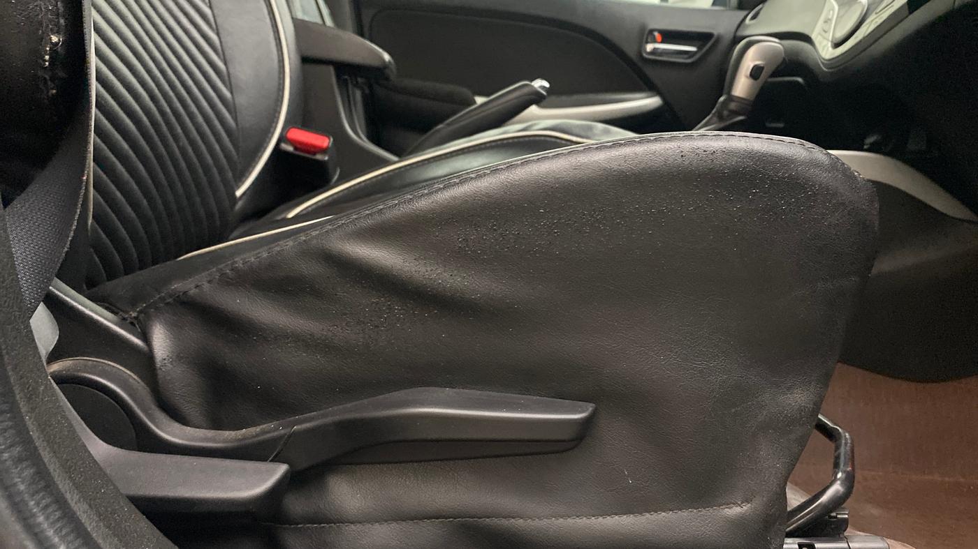 2017 Maruti Baleno ZETA CVT PETROL 1.2, Petrol, Automatic, 1,03,084 km, Driver Side Adjustment Panel