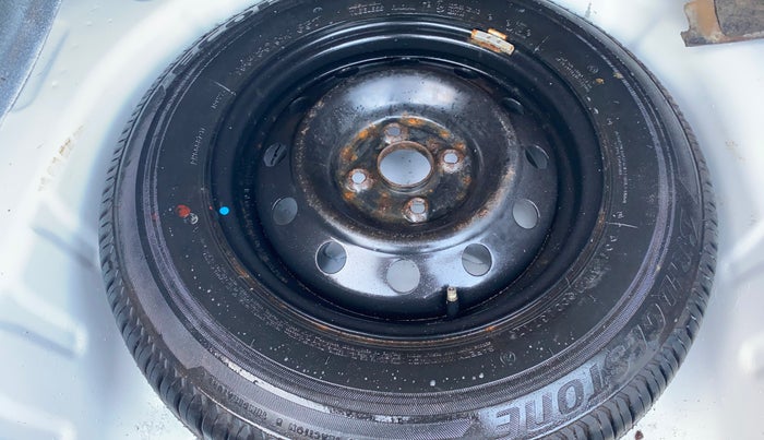 2017 Maruti Swift Dzire VDI, Diesel, Manual, 79,764 km, Spare Tyre