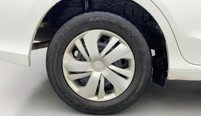 2018 Honda Amaze 1.2L I-VTEC S, CNG, Manual, 1,22,223 km, Right Rear Wheel