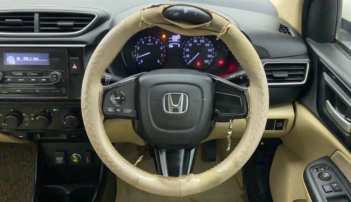 2018 Honda Amaze 1.2L I-VTEC S, CNG, Manual, 1,22,223 km, Steering Wheel Close Up