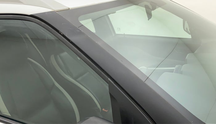 2021 Nissan MAGNITE XE, Petrol, Manual, 21,056 km, Right A pillar - Slightly dented