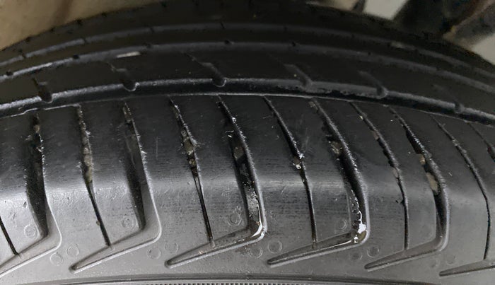 2021 Maruti New Wagon-R 1.0 Lxi (o) cng, CNG, Manual, 22,256 km, Right Rear Tyre Tread