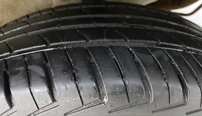 2021 Maruti New Wagon-R 1.0 Lxi (o) cng, CNG, Manual, 22,256 km, Left Rear Tyre Tread