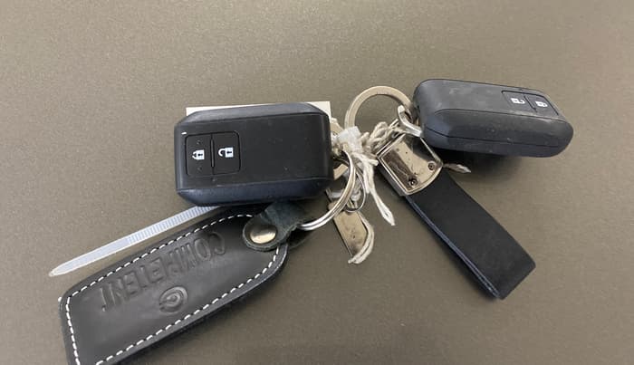 2021 Maruti Baleno ZETA CVT PETROL 1.2, Petrol, Automatic, 59,085 km, Key Close Up