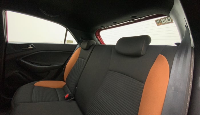 2015 Hyundai i20 Active 1.4 SX, Diesel, Manual, 83,697 km, Right Side Rear Door Cabin
