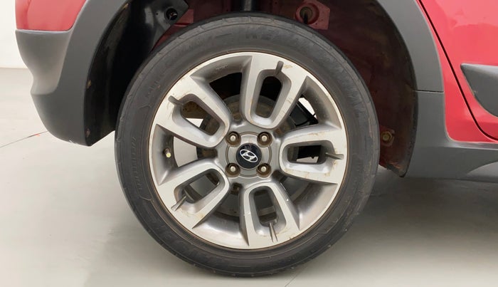 2015 Hyundai i20 Active 1.4 SX, Diesel, Manual, 83,697 km, Right Rear Wheel