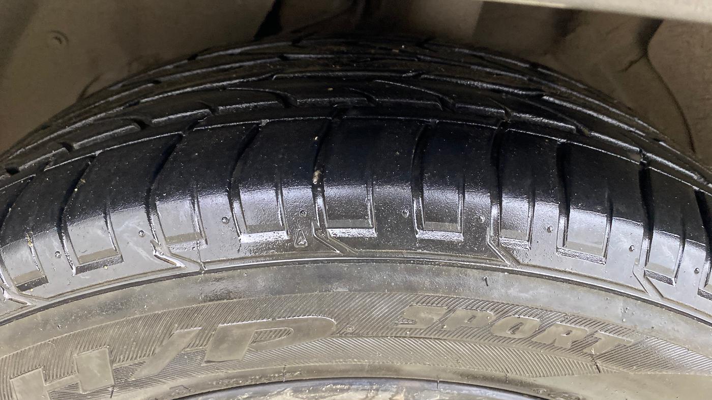 2020 MG HECTOR PLUS SHARP 1.5 PETROL TURBO DCT 6-STR, Petrol, Automatic, 72,106 km, Left Front Tyre Tread