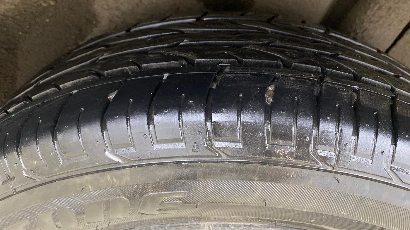 2020 MG HECTOR PLUS SHARP 1.5 PETROL TURBO DCT 6-STR, Petrol, Automatic, 72,106 km, Left Rear Tyre Tread