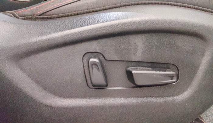 2020 KIA SELTOS GTX PLUS DCT 1.4 PETROL, Petrol, Automatic, 49,912 km, Driver Side Adjustment Panel