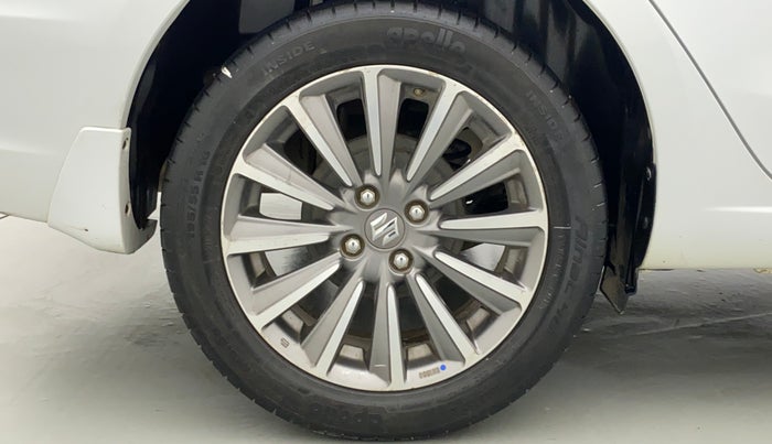 2018 Maruti Ciaz ALPHA 1.5 SHVS PETROL, Petrol, Manual, 55,980 km, Right Rear Wheel