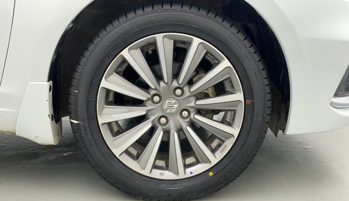 2018 Maruti Ciaz ALPHA 1.5 SHVS PETROL, Petrol, Manual, 55,980 km, Right Front Wheel